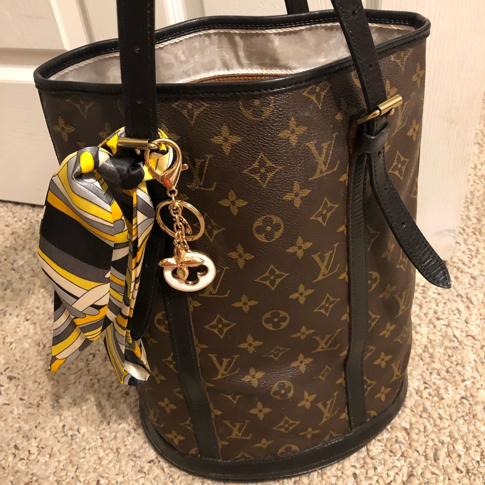 Vintage LV Bucket Bag GM